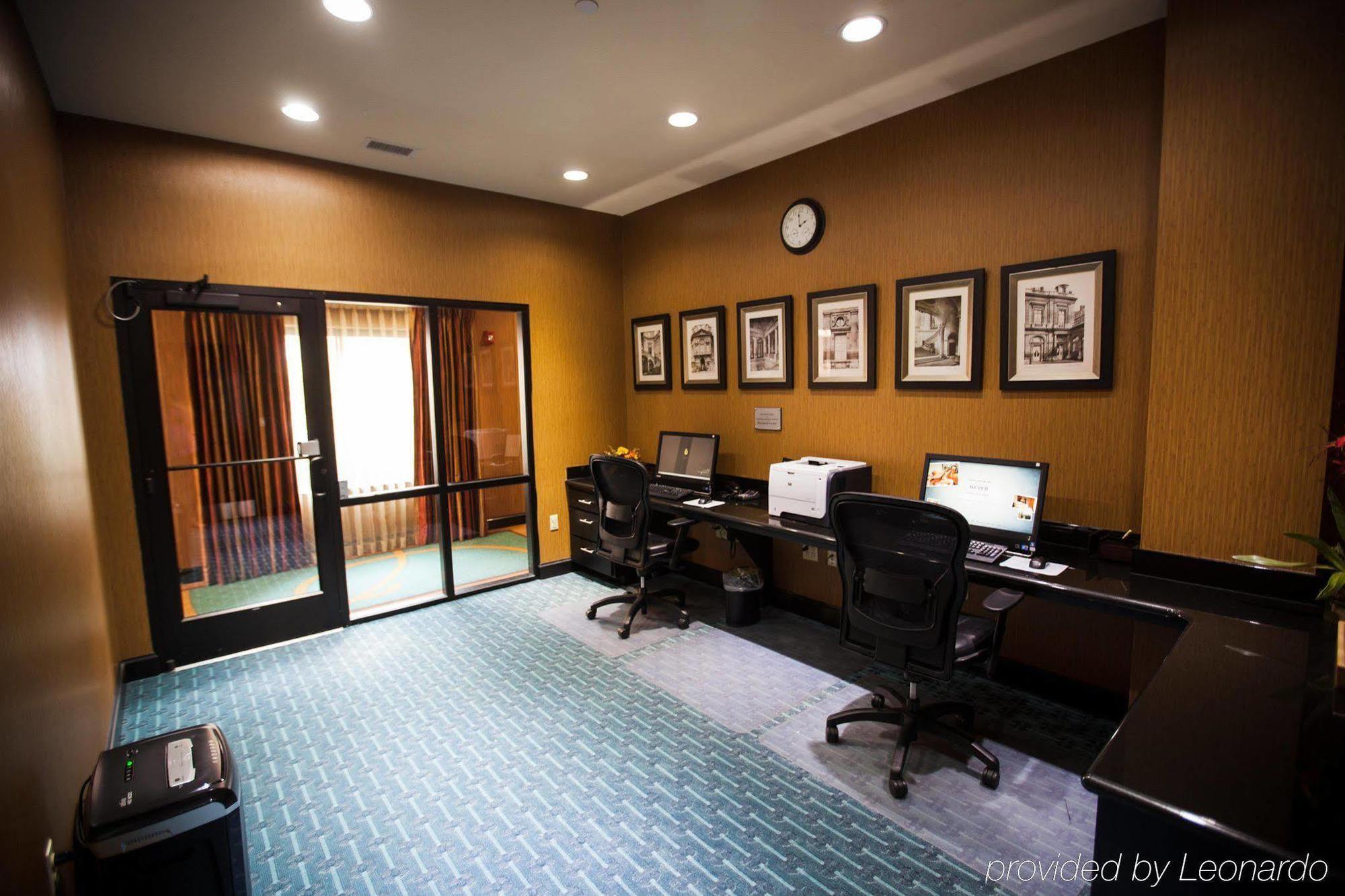 ดับเบิลทรี สวีท บาย ฮิลตัน เบนตันวิลล์ Hotel ภายนอก รูปภาพ